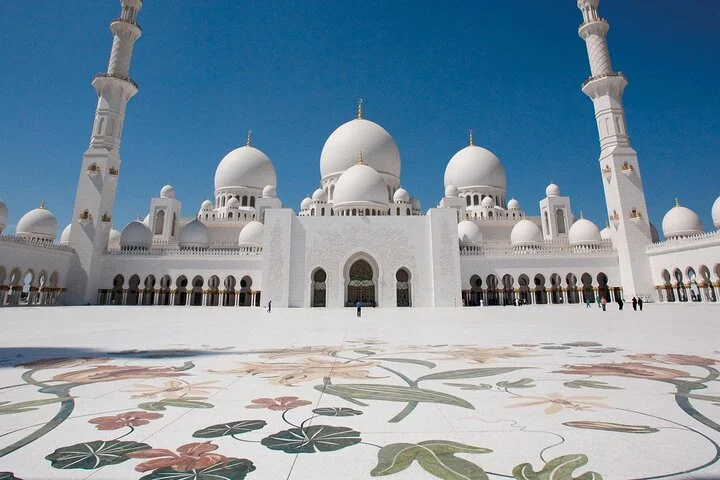 Budget Abu Dhabi City tour on Private Basis