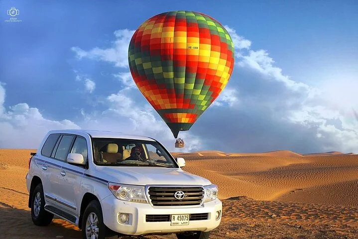 Budget-Friendly Balloon Ride Dubai Desert Views