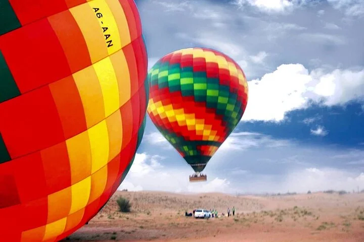 Budget-Friendly Balloon Ride Dubai Desert Views