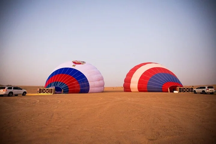Budget-Friendly Balloon Ride Dubai Desert Views