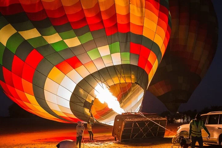 Budget-Friendly Balloon Ride Dubai Desert Views