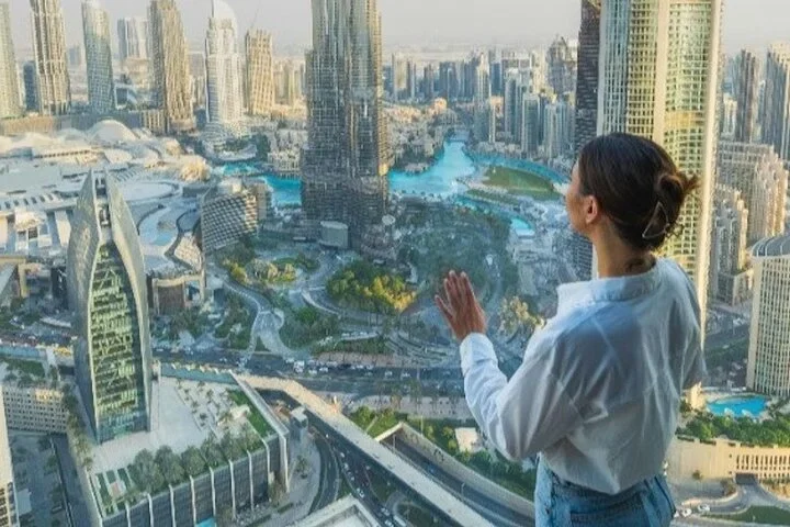 Burj Khalifa Lounge Access 152,153 and 154 with Optional Transfer