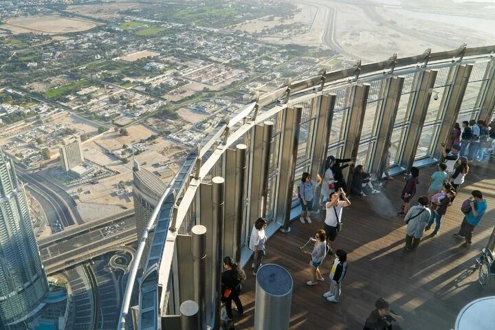 Burj Khalifa Lounge Access 152,153 and 154 with Optional Transfer