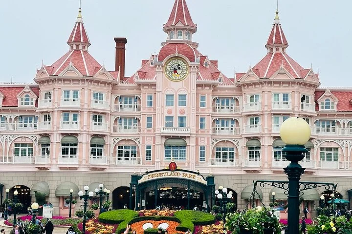 CDG Euro Disney Private Shuttle Transfer