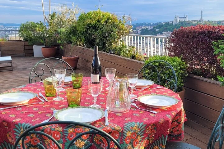 Croix Rousse Market & Rooftop Cooking Class in Lyon
