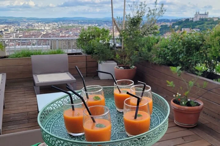 Croix Rousse Market & Rooftop Cooking Class in Lyon