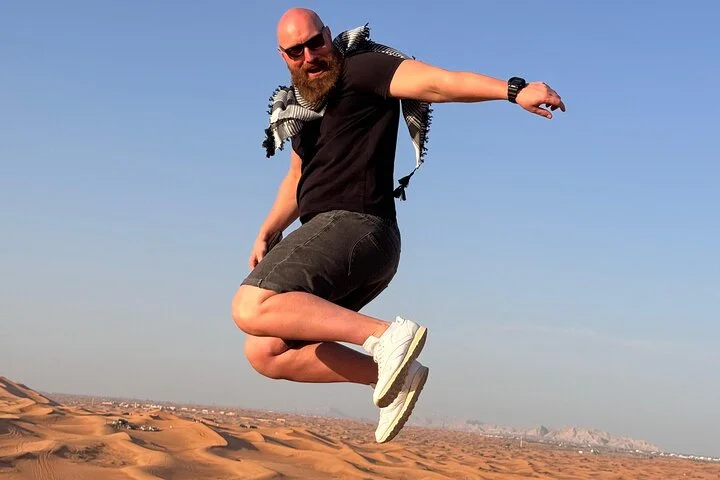 Customized Dubai Morning Desert Safari Dune Bashing Sandboarding