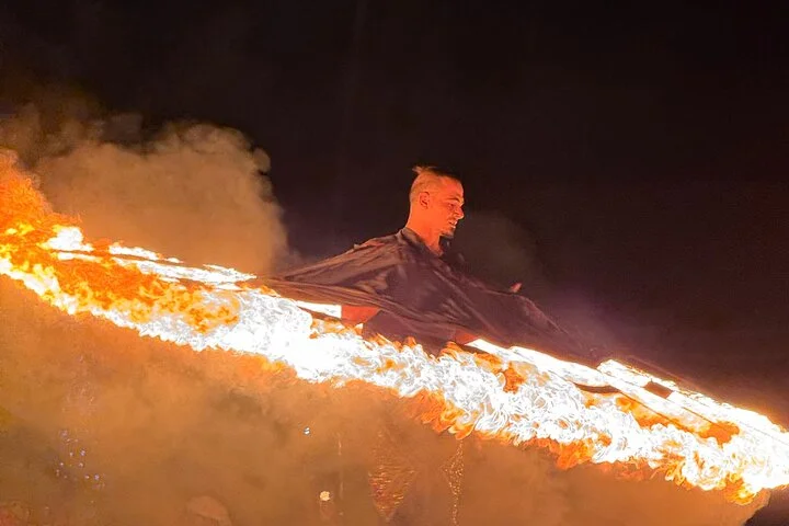 Customized Dubai Morning Desert Safari Dune Bashing Sandboarding