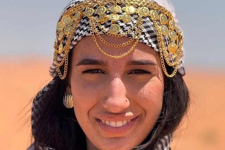 Customized Dubai Morning Desert Safari Dune Bashing Sandboarding