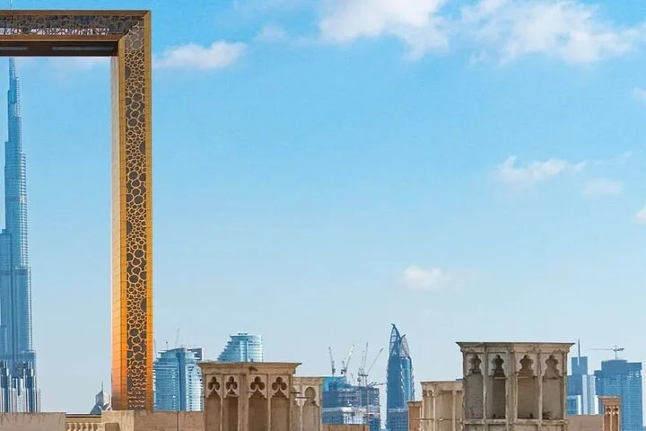 Customized Transit Tour with Pickup Included for Dubai Layover