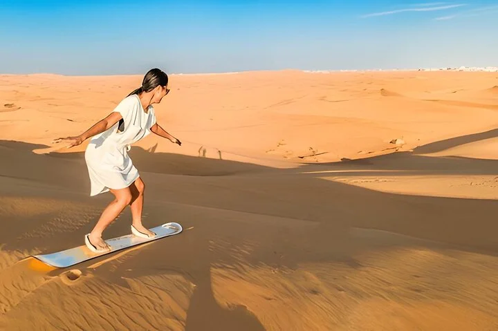 Desert Safari Dubai with Dune Bashing, BBQ Dinner & Entertainment