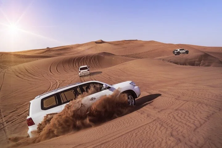 Desert Safari Dubai with Dune Bashing & Buffet Dinner