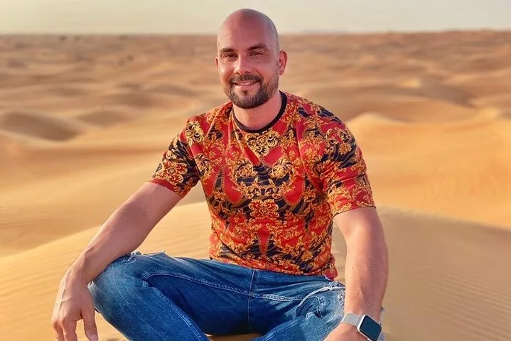 Desert Safari Tour - FULL PROGRAM with Dinner Show and more...