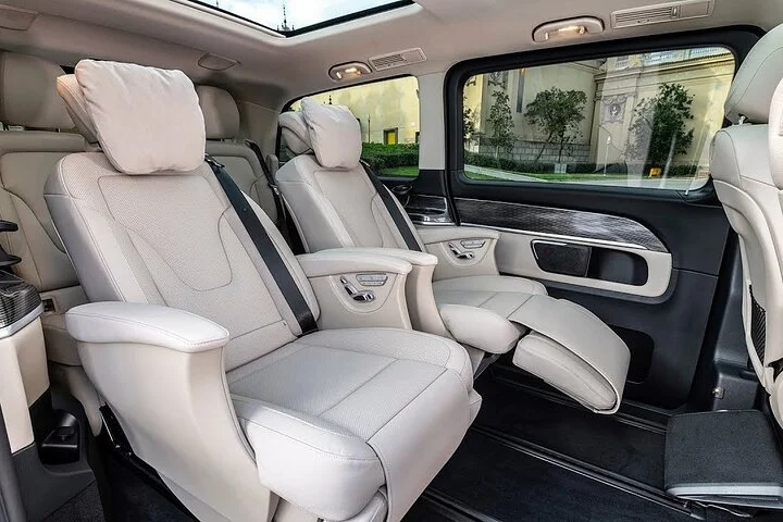 Dubai & Abu Dhabi Tour Mercedes Benz Viano with driver( Private)