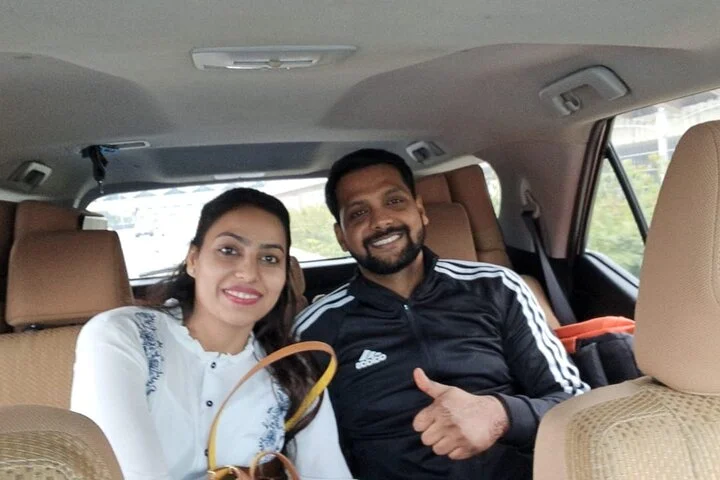 Dubai Airport: Private 1 Way Arrival OR Departure Transfer