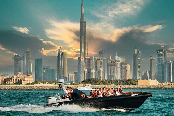 Dubai Black Boat Experiences