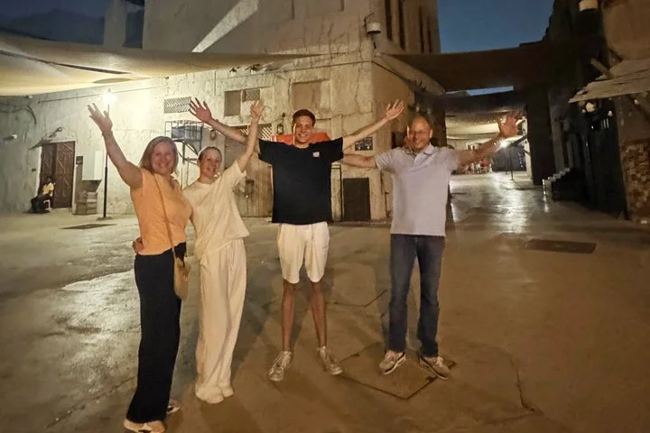 Dubai By Night: Evening Guided City Lights Tour with Transfers