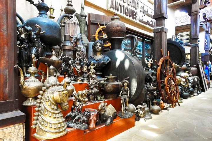 Dubai By Night Tour with Dinner at Atlantis Hotel