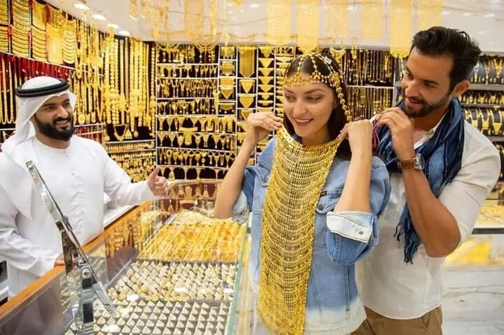 Dubai City Tour with Optional Professional Guide in Luxury Car