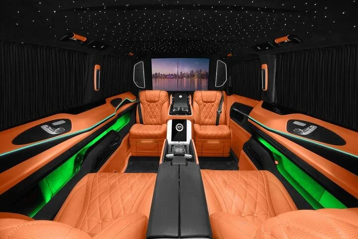 Dubai City Tour with Optional Professional Guide in Luxury Car