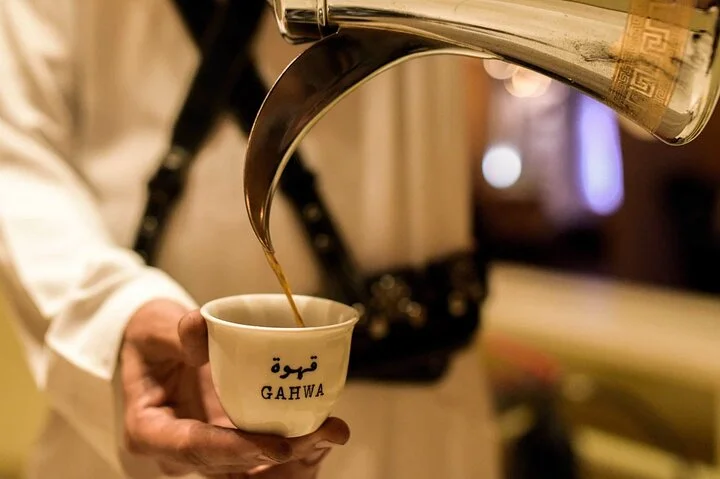 Dubai Desert Escape: Red Dunes Safari, Falcon, Camel & BBQ Dinner