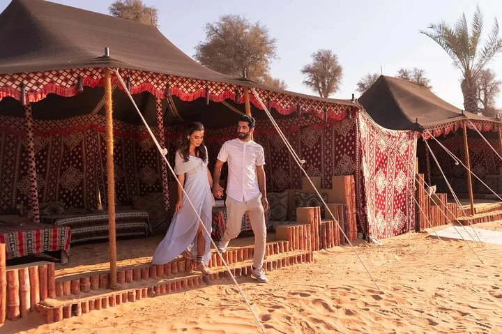 Dubai Desert Safari 4x4 Dune Bashing with BBQ and Live Show