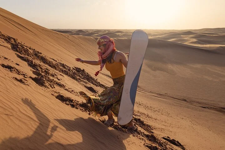 Dubai Desert Safari 4x4 Dune Bashing with BBQ and Live Show