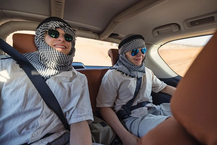 Dubai Desert Safari 4x4 Dune Bashing with BBQ and Live Show