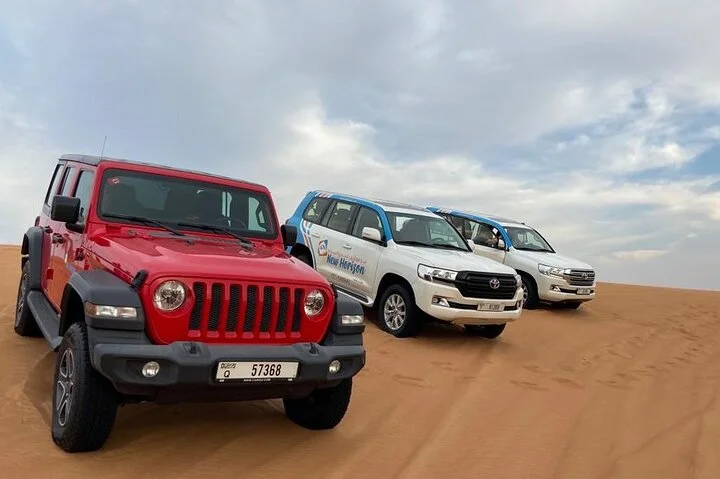 Dubai Desert Safari, Evening at Red-Dunes, 5* BBQ Dinner