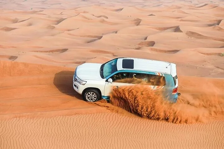 Dubai Desert Safari, Evening at Red-Dunes, 5* BBQ Dinner