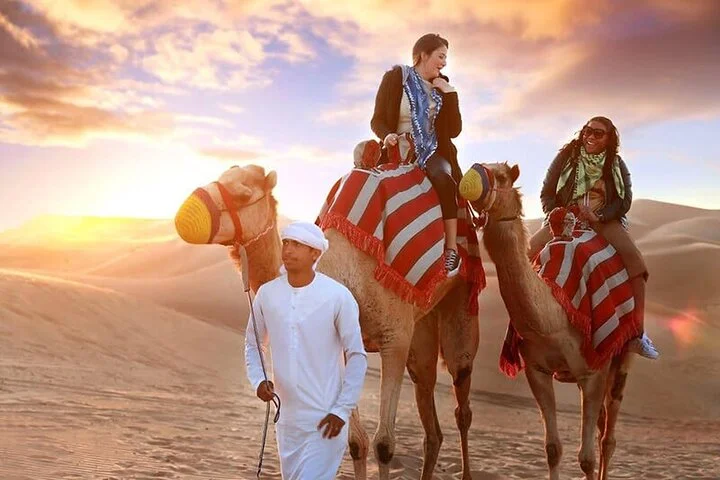 Dubai Desert Safari in Red Dunes with 4×4 BBQ Dinner & Camel Ride