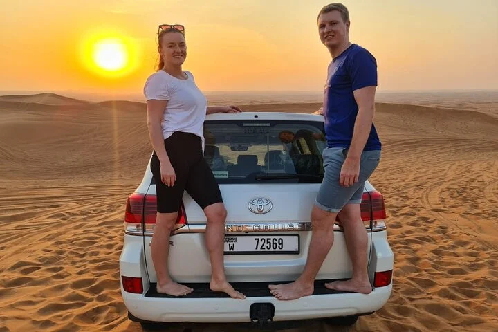 Dubai Desert Safari, sand boarding , BBQ dinner & Entertainment