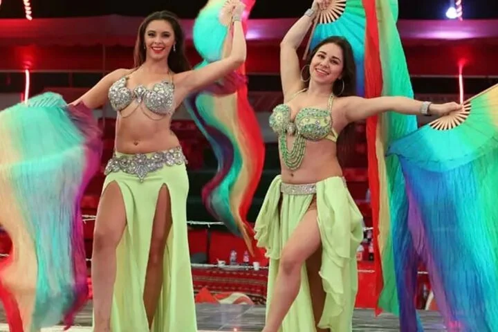 Dubai desert safari with 4x4 Dune Bashing,Camel Ride sand board