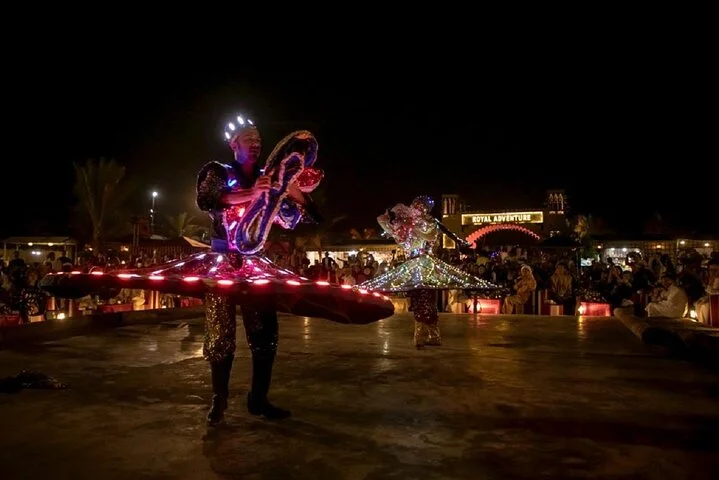 Dubai Desert Safari with BBQ and 4WD Land Cruiser Dune Bashing