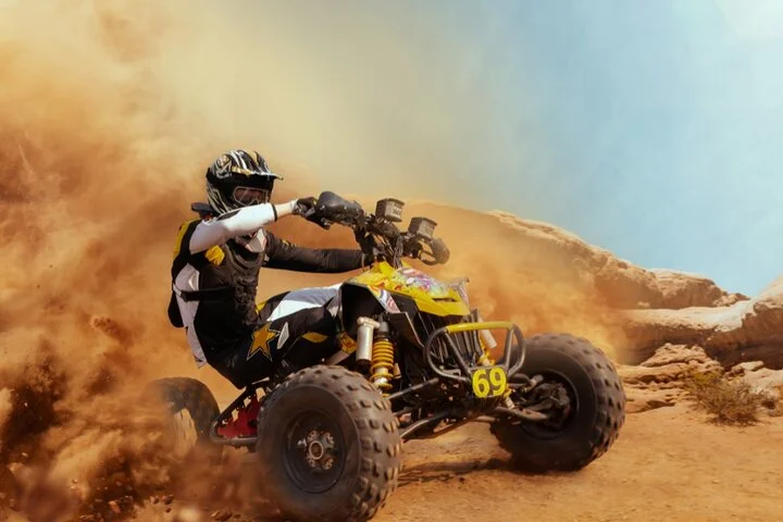 Dubai Desert Safari: with Camel Ride, live entertainment and bbq