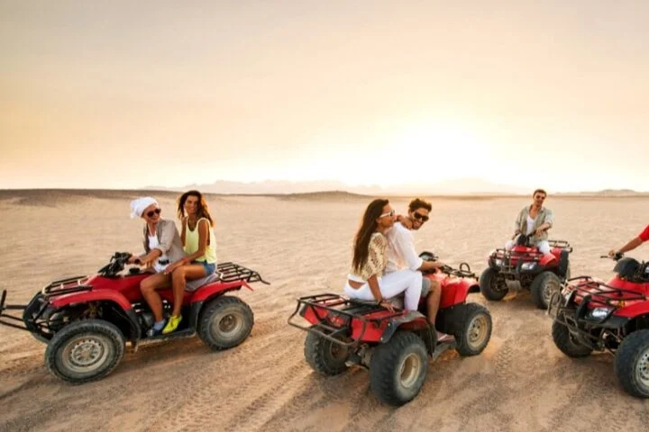 Dubai Desert Safari: with Camel Ride, live entertainment and bbq
