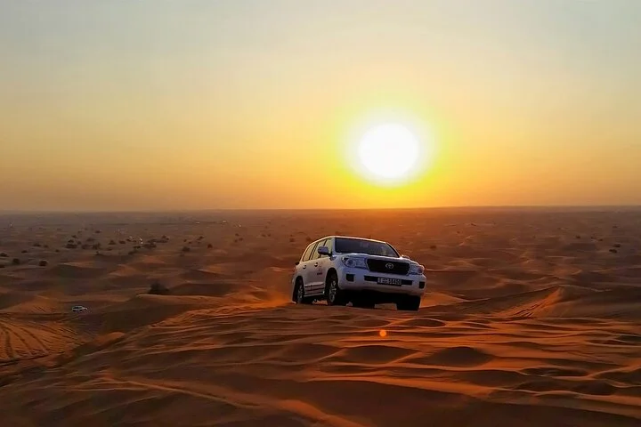 Dubai Desert Safari with Dinner, Dune Bashing and Camel Riding