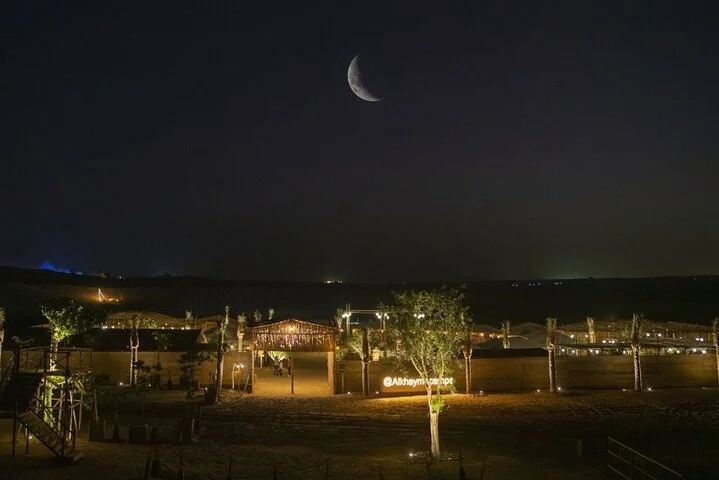 Dubai Desert Safari with Dune Bashing, Camel Ride and BBQ Dinner