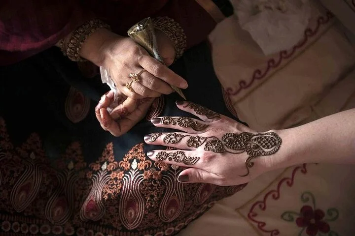 Dubai Desert Safari:BBQ Dinner, Dune Bashing & Live Entertainment