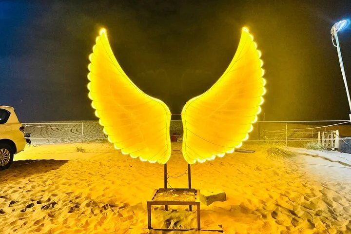 Dubai Desert Safari:BBQ Dinner, Dune Bashing & Live Entertainment