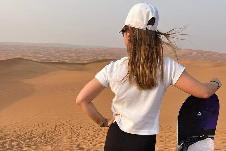 Dubai Elite Red Dunes Safari With Sunset & Bedouin Camp
