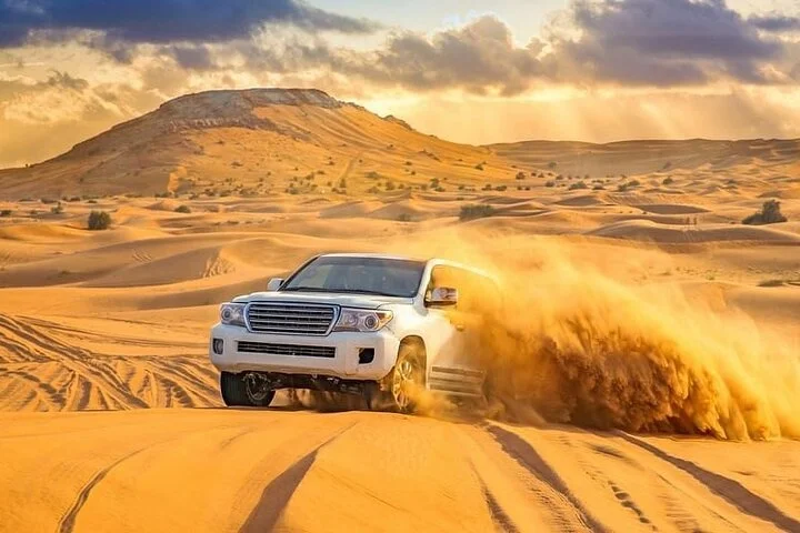 Dubai: Evening Desert Safari With BBQ