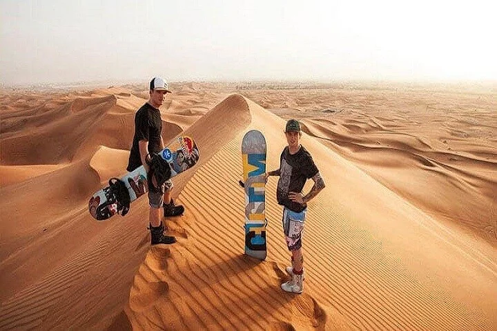 Dubai Experience: Quad bike, BBQ Dinner and Live Show