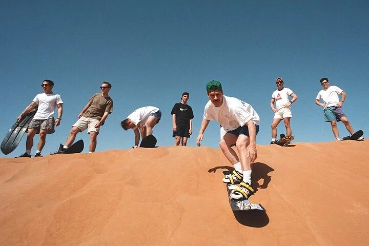 Dubai Experience: Quad bike, BBQ Dinner and Live Show