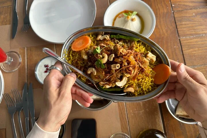 Dubai Food Tour with Access to Burj Khalifa Bar & 6 Food Tastings