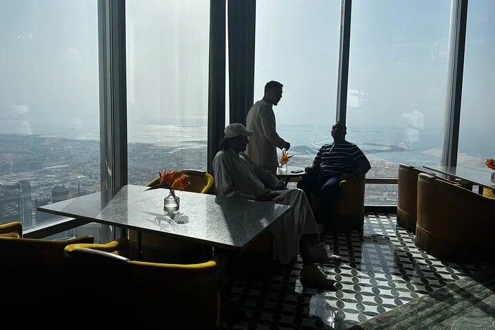 Dubai Food Tour with Access to Burj Khalifa Bar & 6 Food Tastings