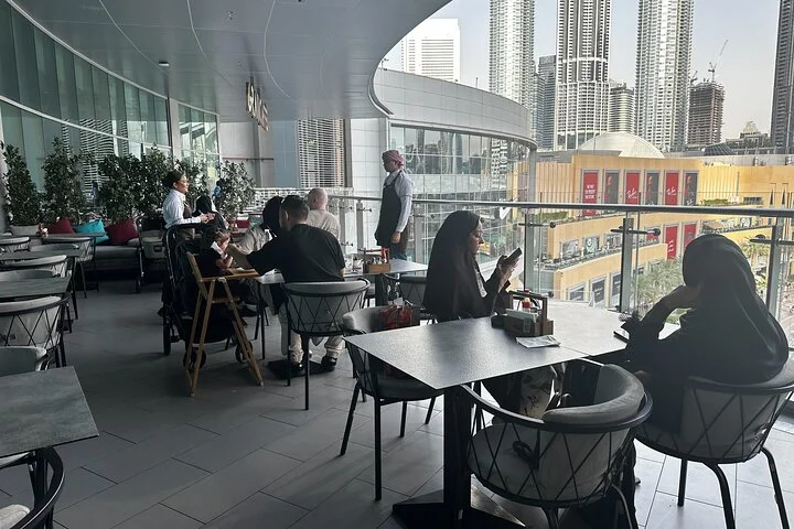 Dubai Food Tour with Access to Burj Khalifa Bar & 6 Food Tastings