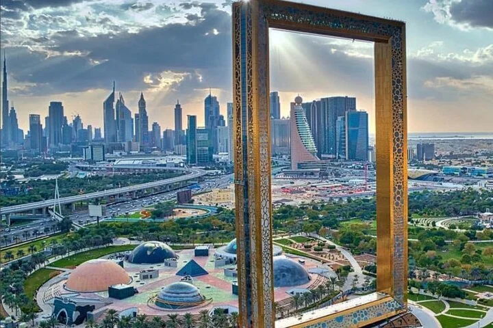 Dubai Frame and Burj Khalifa Tour