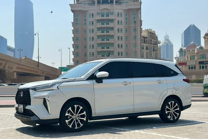 Dubai Full Day: Hire Private Vehicle with Professional Driver