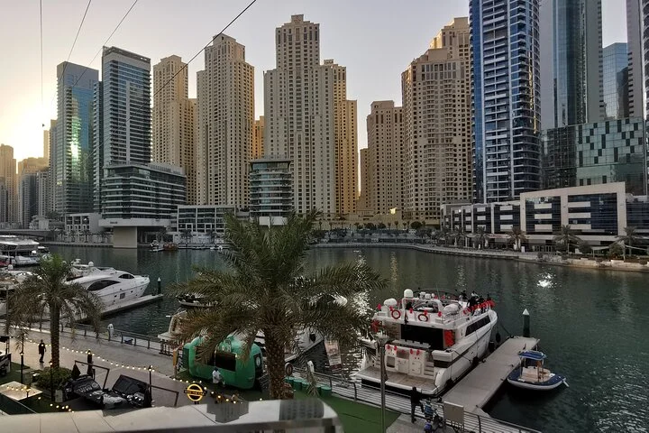 Dubai Half-Day Private Photo Tour .